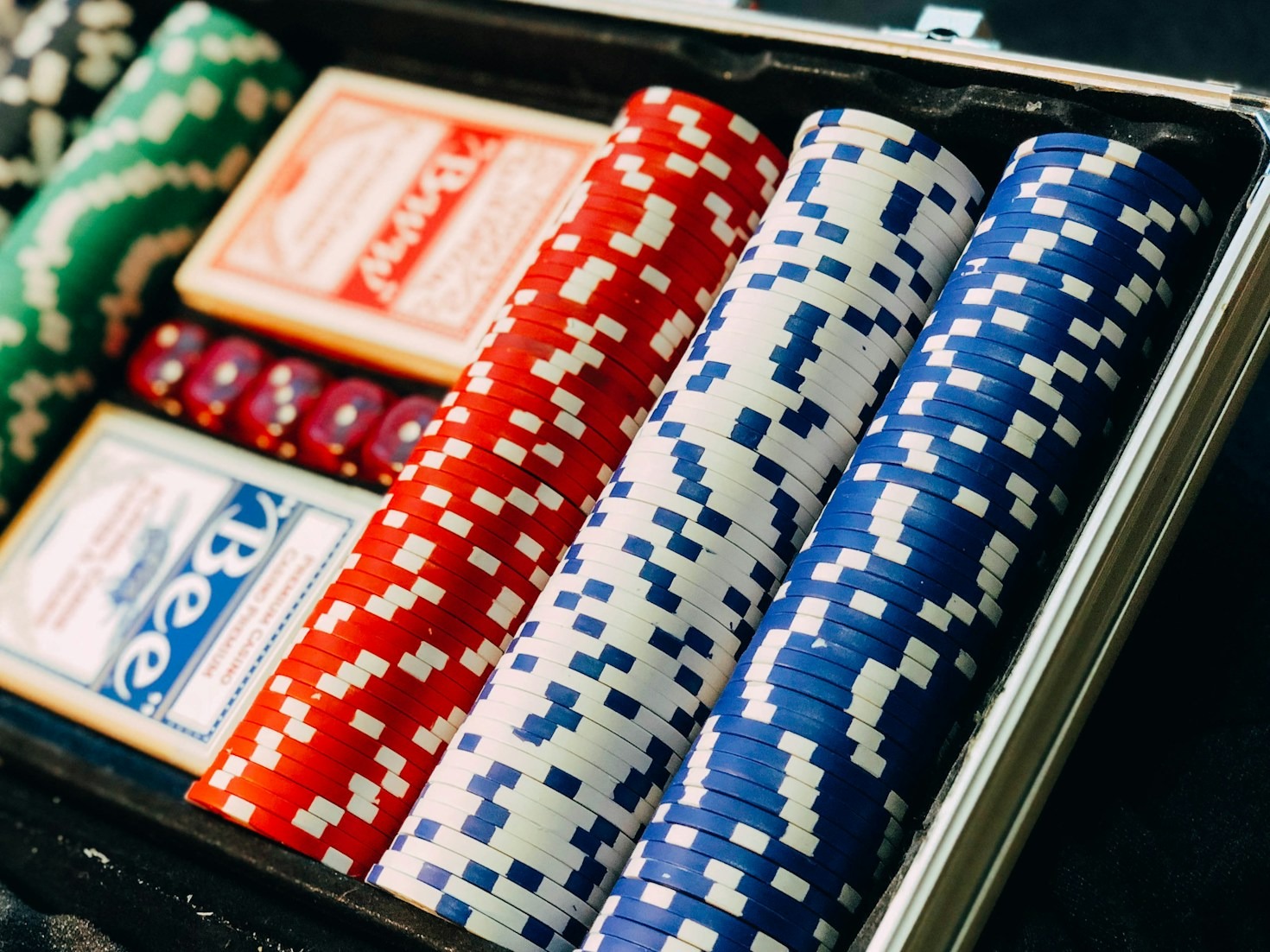 How KADE™ Transforms Poker Decision-Making